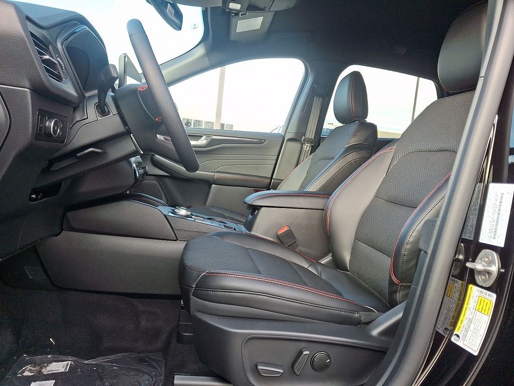 2026 Ford Escape ST-Line Elite