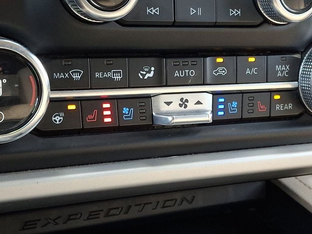 2023 Ford Expedition MAX XLT