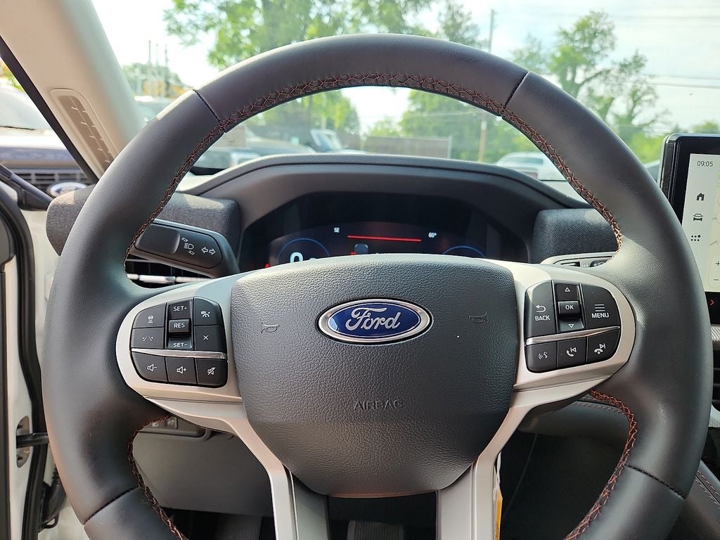 2026 Ford Explorer Active w/200A Pkg