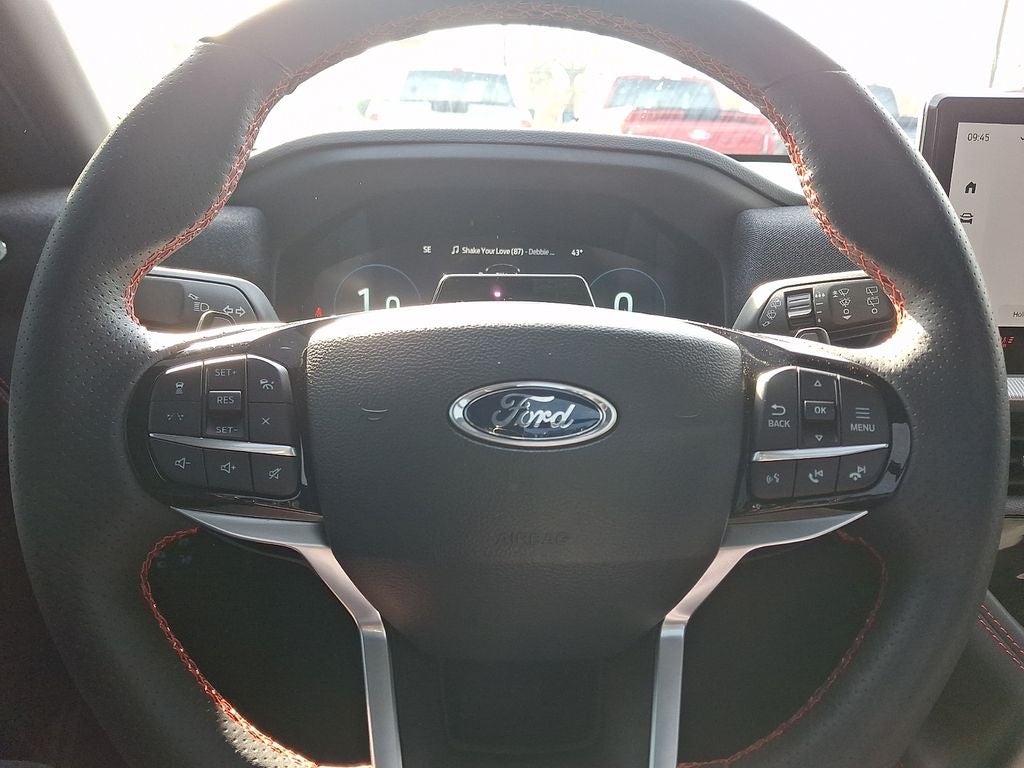 2025 Ford Explorer ST