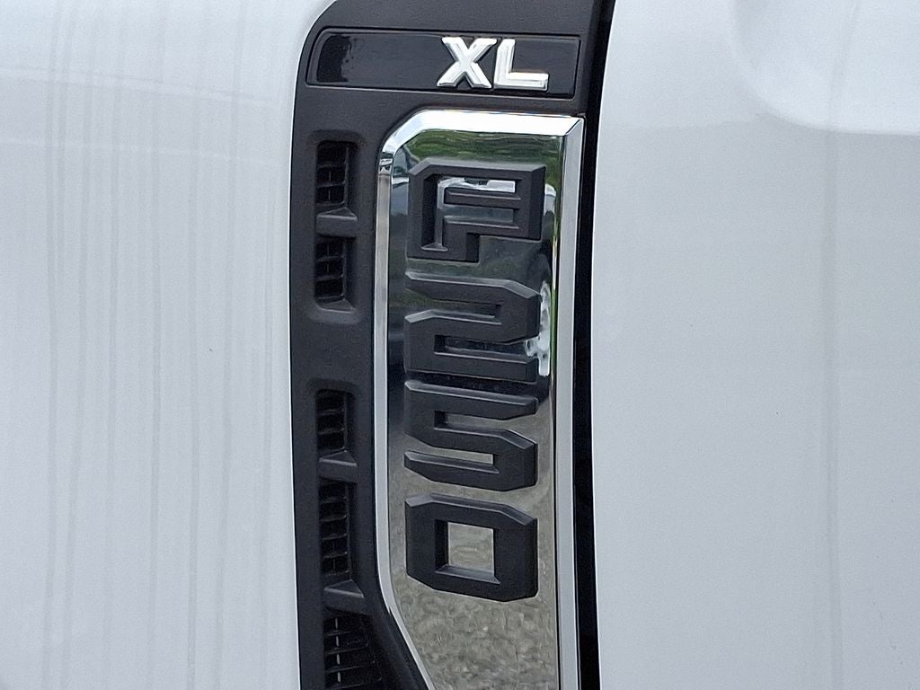 2025 Ford F-250 XL