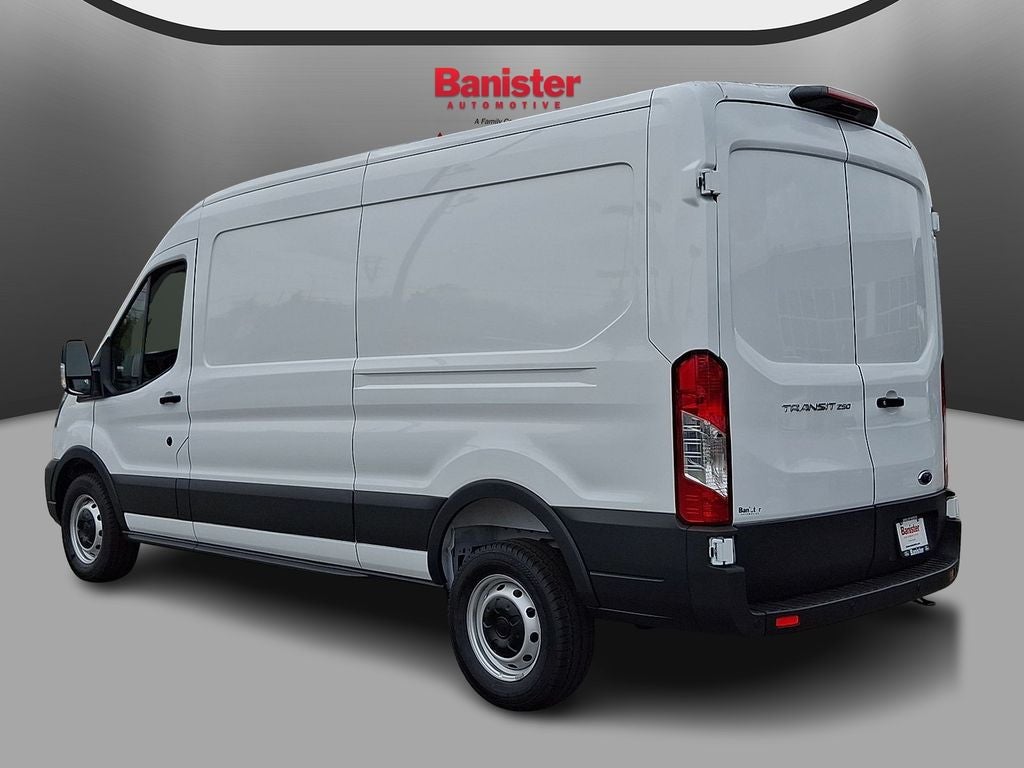 2025 Ford Transit Van Base