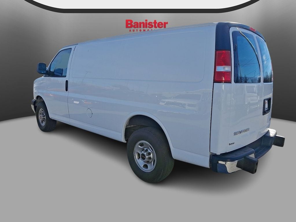 2024 GMC Savana Work Van