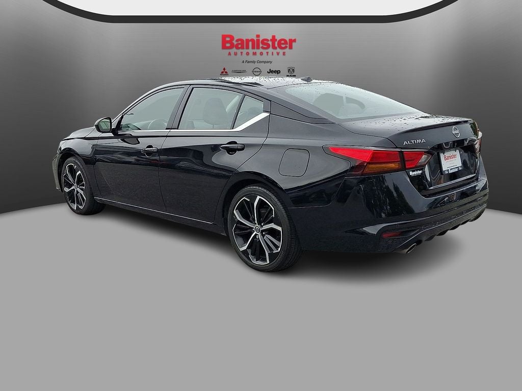 2023 Nissan Altima 2.5 SR