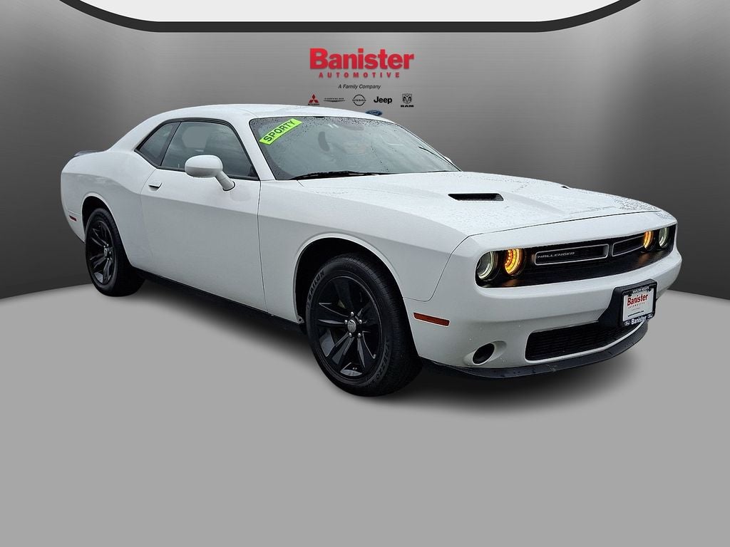 2023 Dodge Challenger SXT