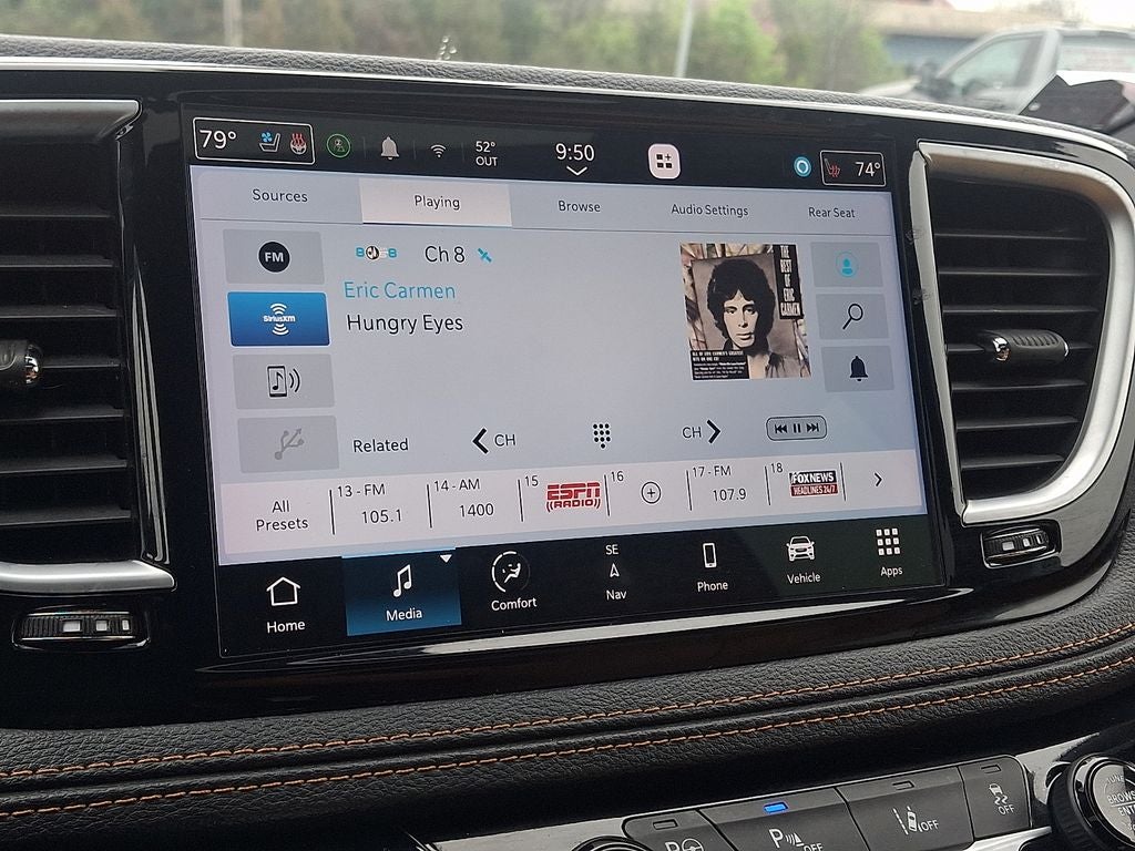 2023 Chrysler Pacifica Hybrid Pinnacle