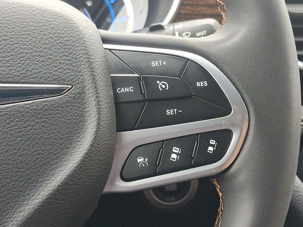 2023 Chrysler Pacifica Hybrid Pinnacle