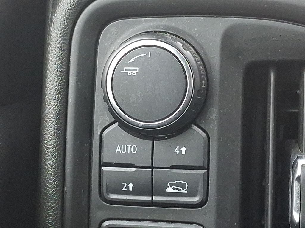 2020 Chevrolet Silverado Custom