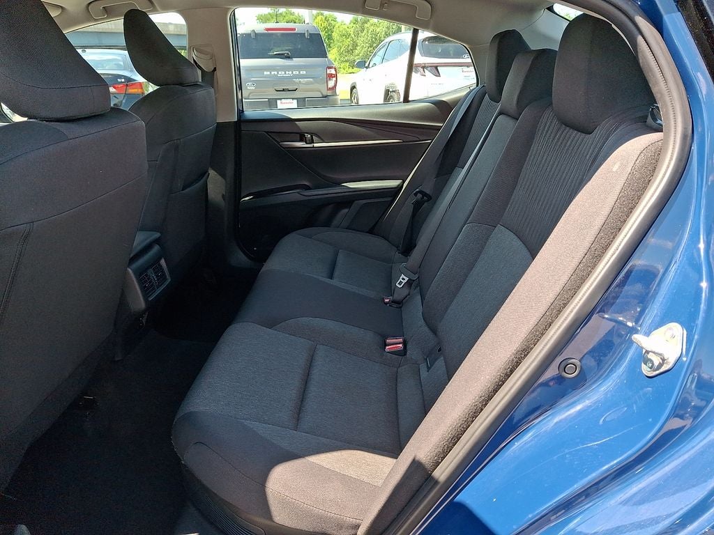 2025 Toyota Camry Hybrid LE