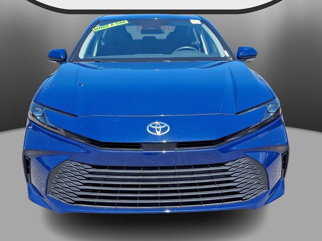 2025 Toyota Camry Hybrid LE