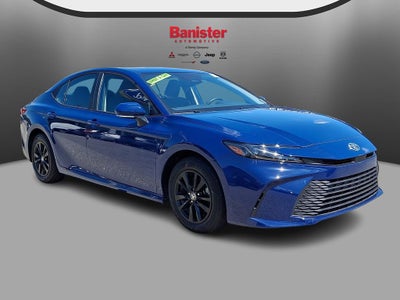 2025 Toyota Camry Hybrid LE