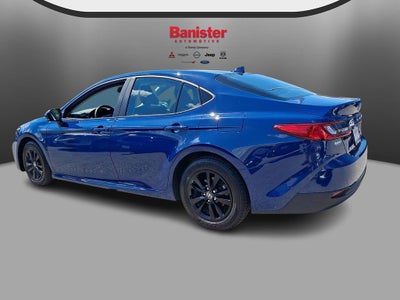 2025 Toyota Camry Hybrid LE