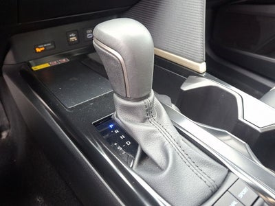 2025 Toyota Camry Hybrid SE