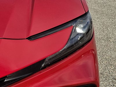 2025 Toyota Camry Hybrid SE