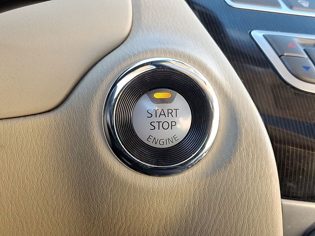 2016 INFINITI QX60 Base