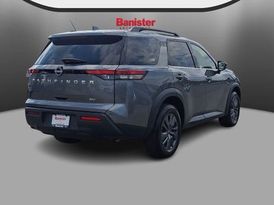 2024 Nissan Pathfinder SV