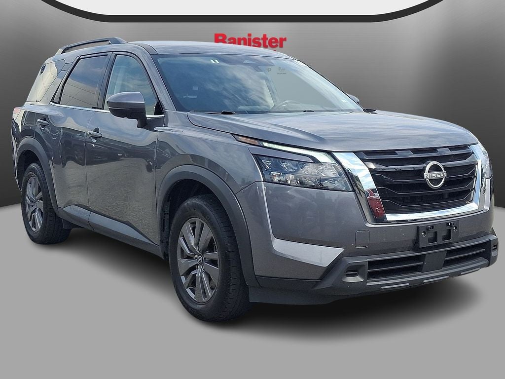 2024 Nissan Pathfinder SV