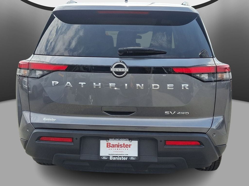 2024 Nissan Pathfinder SV