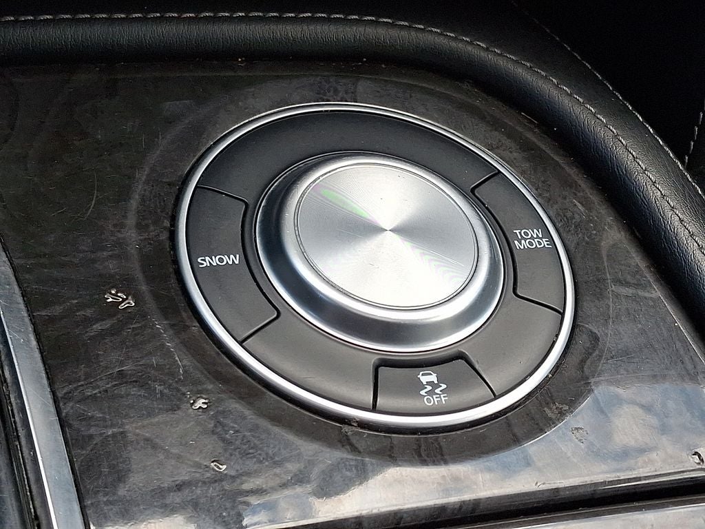 2024 INFINITI QX80 LUX