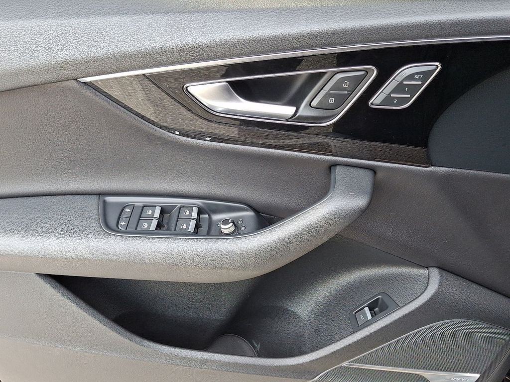 2018 Audi Q7 Premium Plus