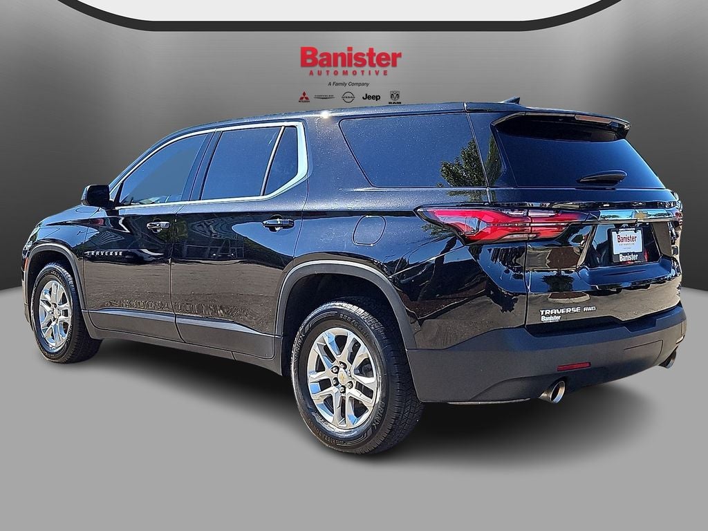 2023 Chevrolet Traverse LS