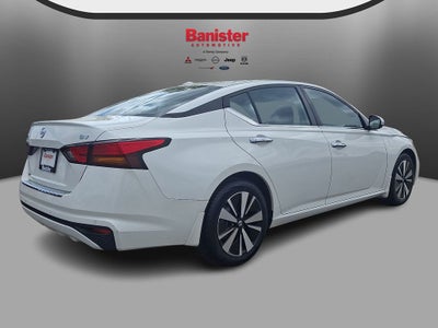 2021 Nissan Altima 2.5 SV