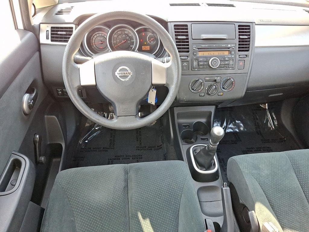 2011 Nissan Versa 1.8 S