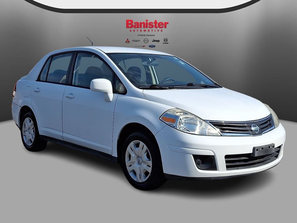 2011 Nissan Versa 1.8 S