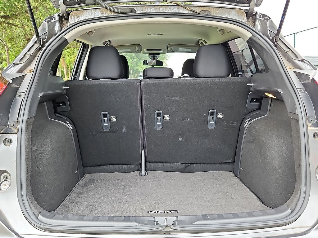 2023 Nissan Kicks S