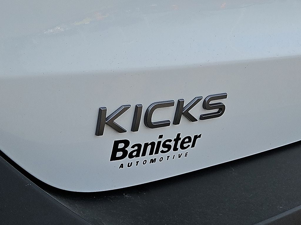 2025 Nissan Kicks S