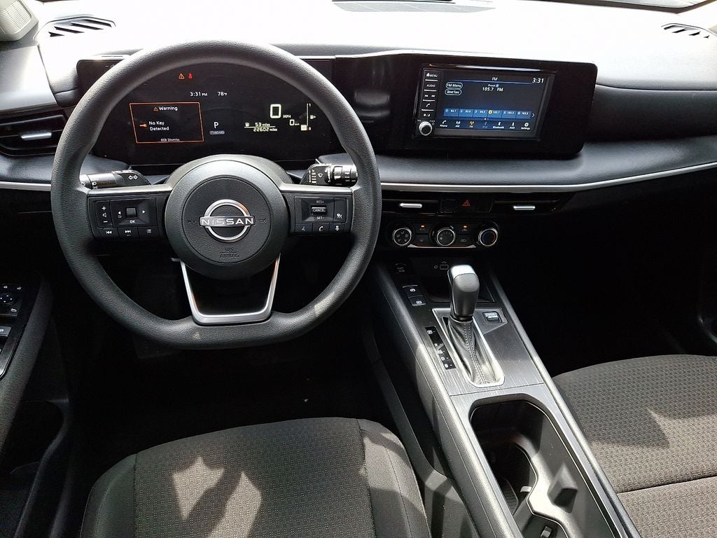 2025 Nissan Kicks S