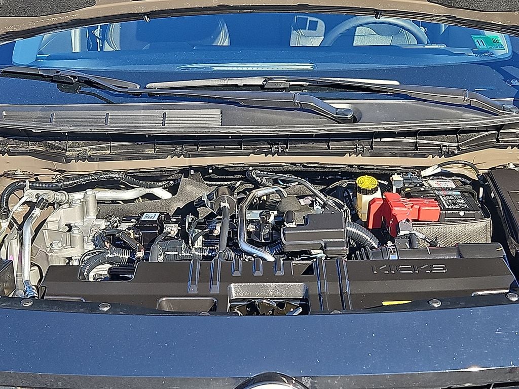 2025 Nissan Kicks SV
