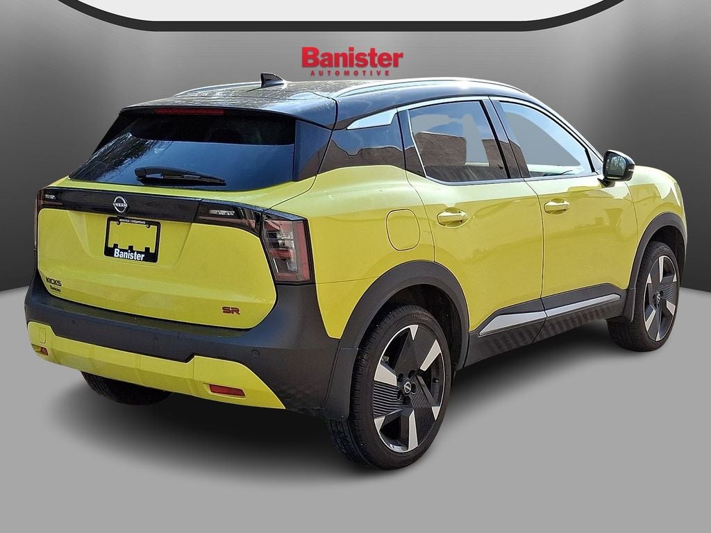 2025 Nissan Kicks SR