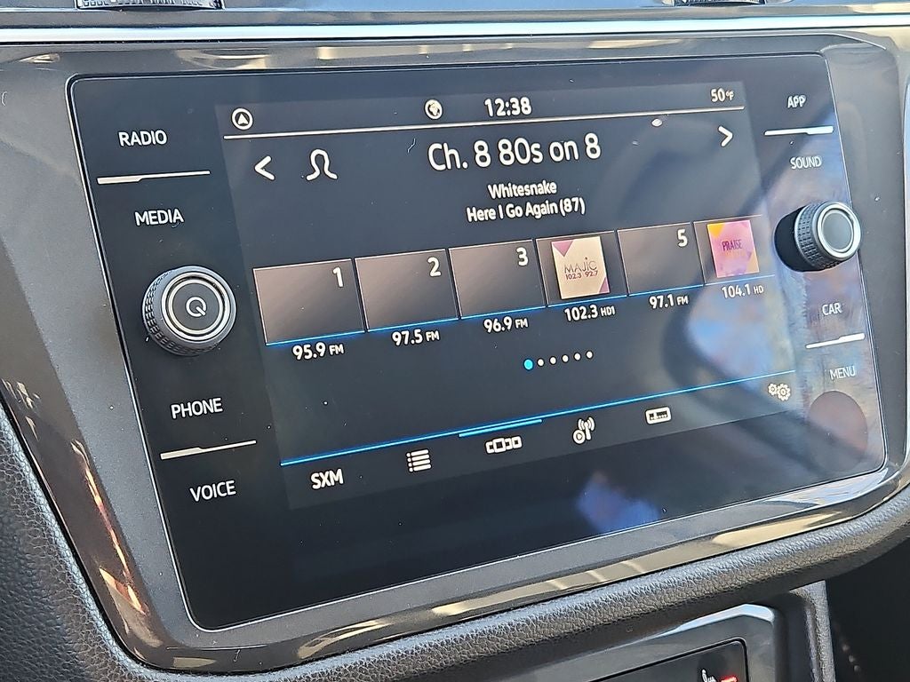 2022 Volkswagen Tiguan SE