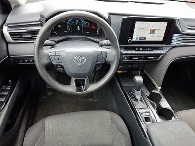 2025 Toyota Camry Hybrid LE