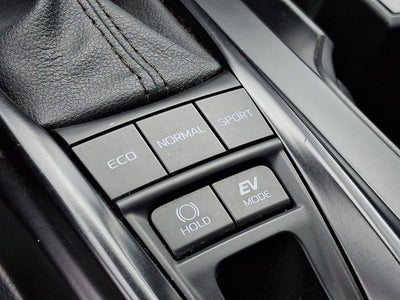 2025 Toyota Camry Hybrid LE