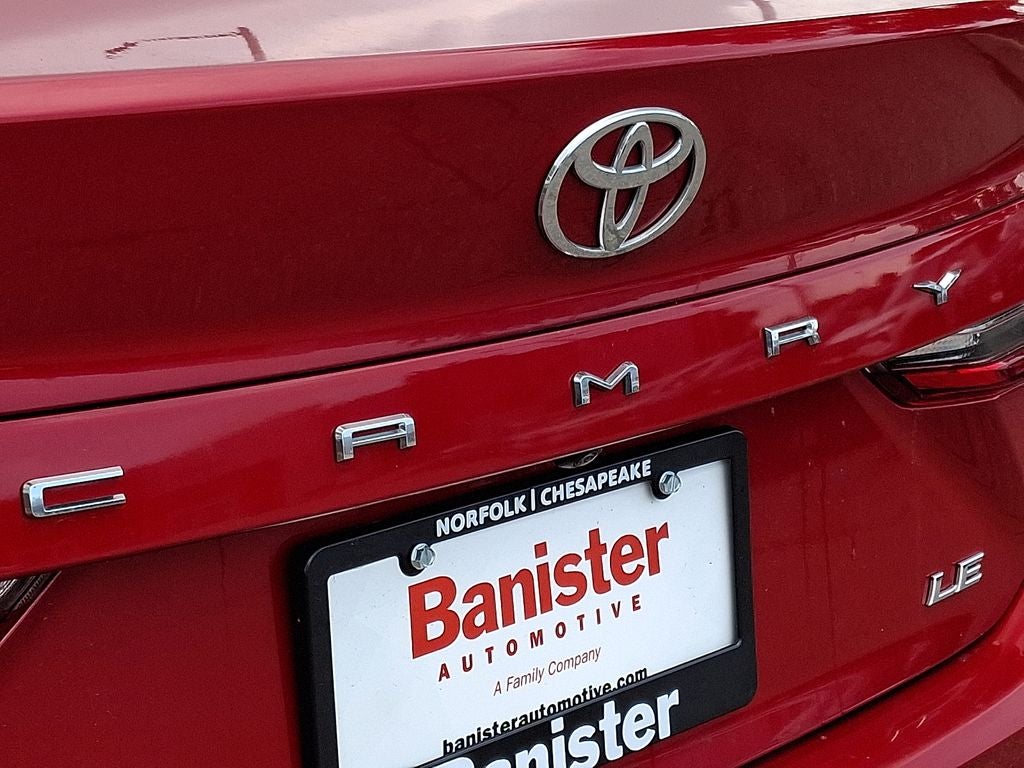 2025 Toyota Camry Hybrid LE