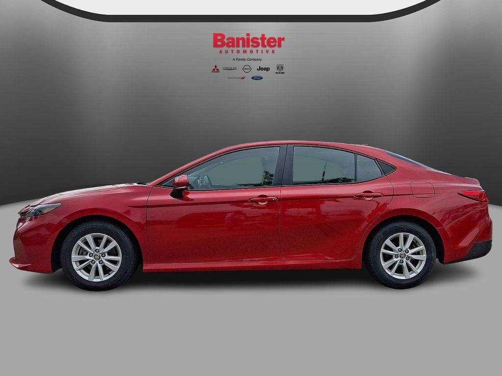 2025 Toyota Camry Hybrid LE
