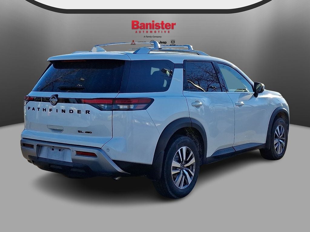 2023 Nissan Pathfinder SL