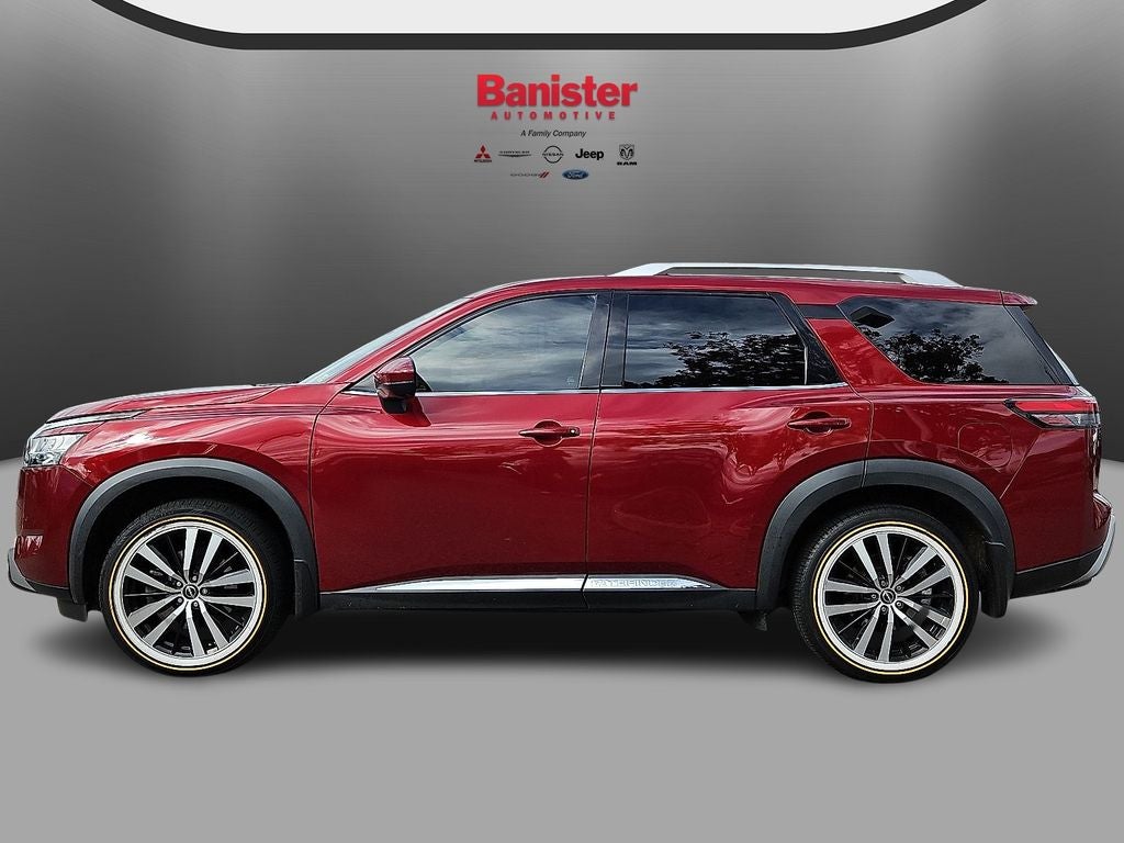 2023 Nissan Pathfinder Platinum