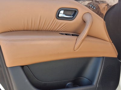 2016 INFINITI QX80 Base