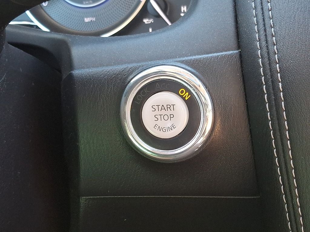 2016 INFINITI QX80 Base