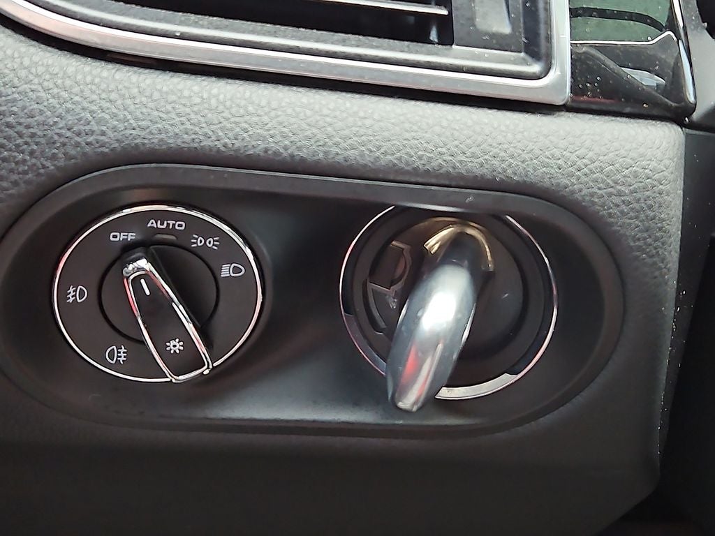 2018 Porsche Macan Base