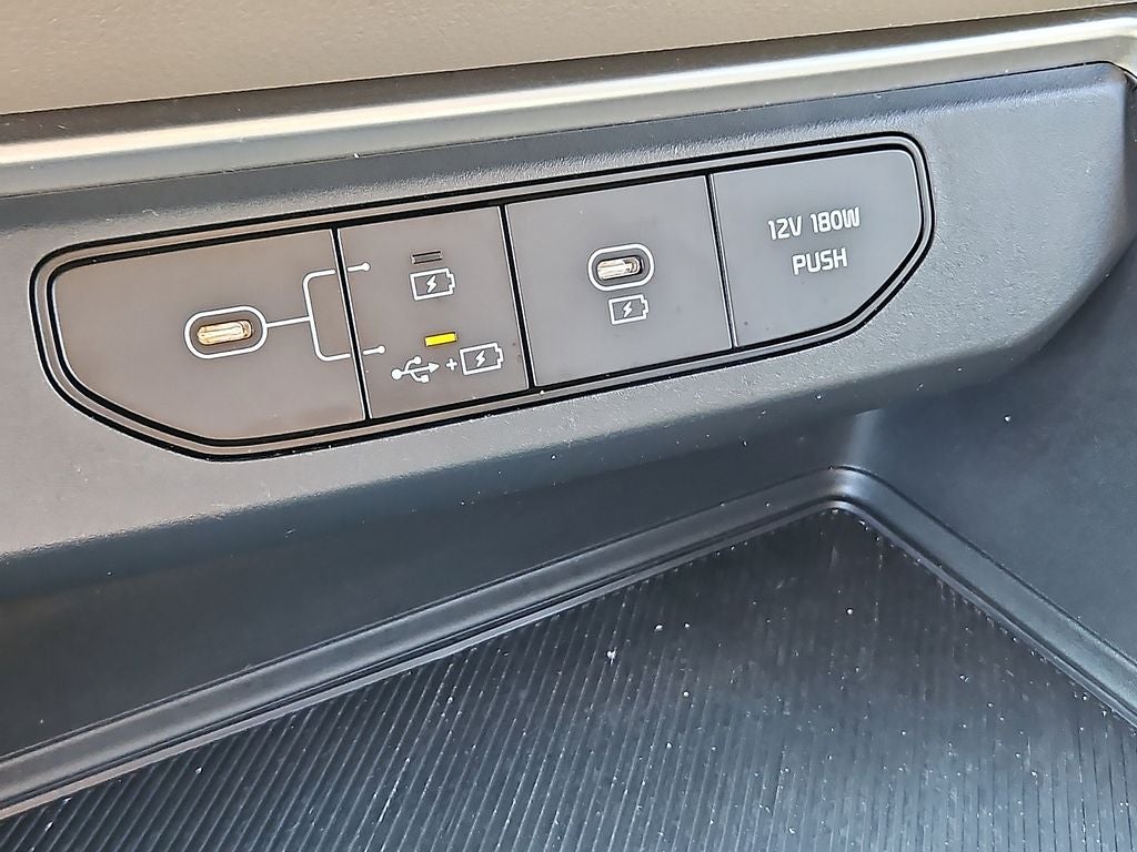 2025 Kia Carnival MPV LXS