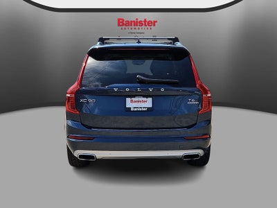 2021 Volvo XC90 T6 Momentum 7 Passenger
