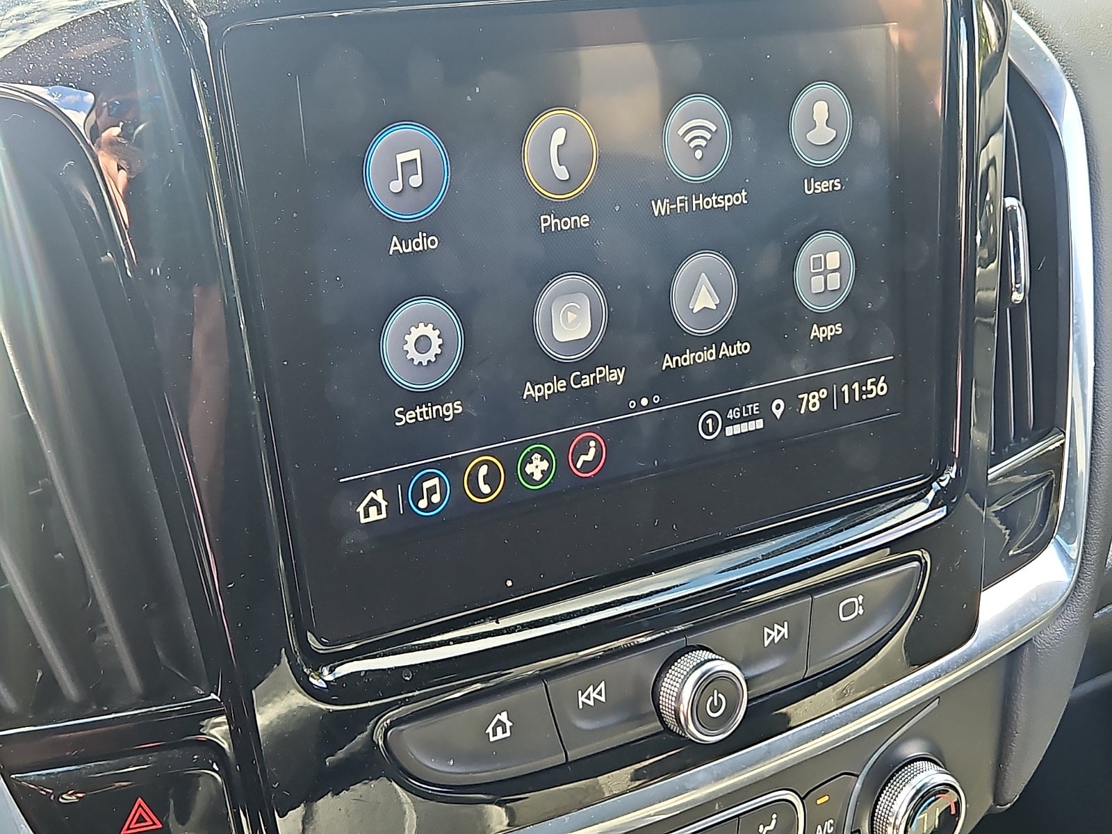 2023 Chevrolet Traverse LT Cloth