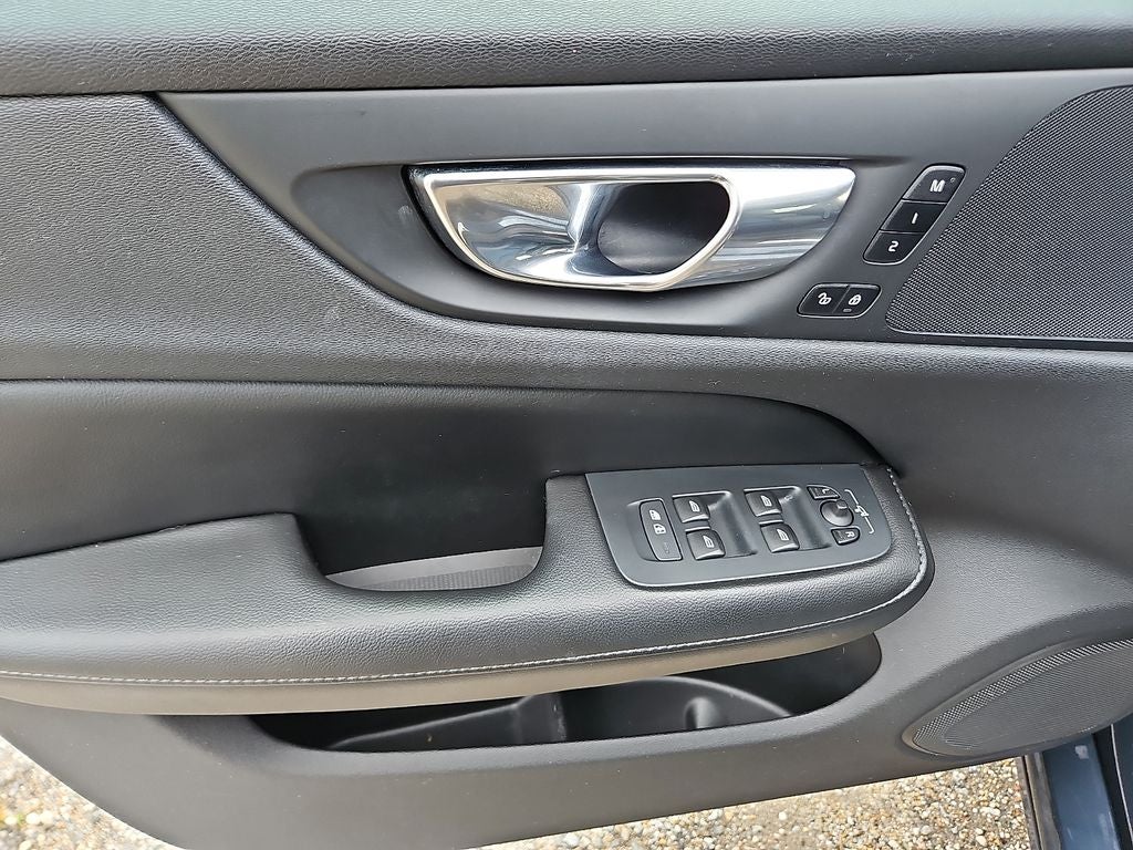 2020 Volvo S60 Momentum