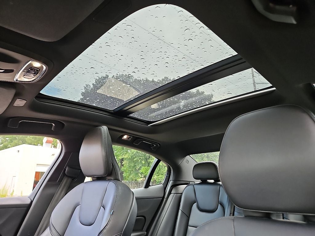 2020 Volvo S60 Momentum