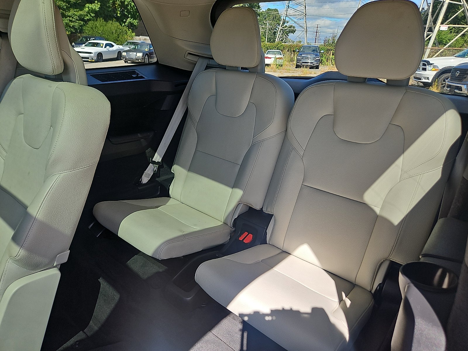 2021 Volvo XC90 Momentum
