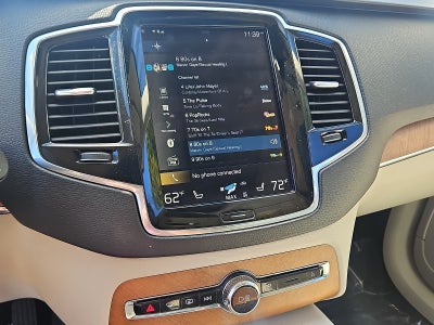 2021 Volvo XC90 Momentum